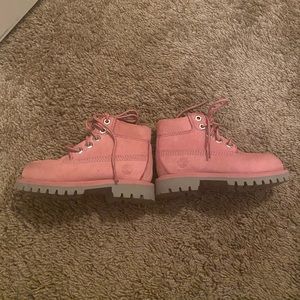 Girls mauve timberland boots